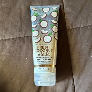 Bath & Body Works Fresh Coconut Colada Body Cream